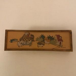 VINTAGE 1940’S PENCIL BOX:HAND PAINTED FARM SCENE LACQUERED WOOD/SLIDE OUT TOP